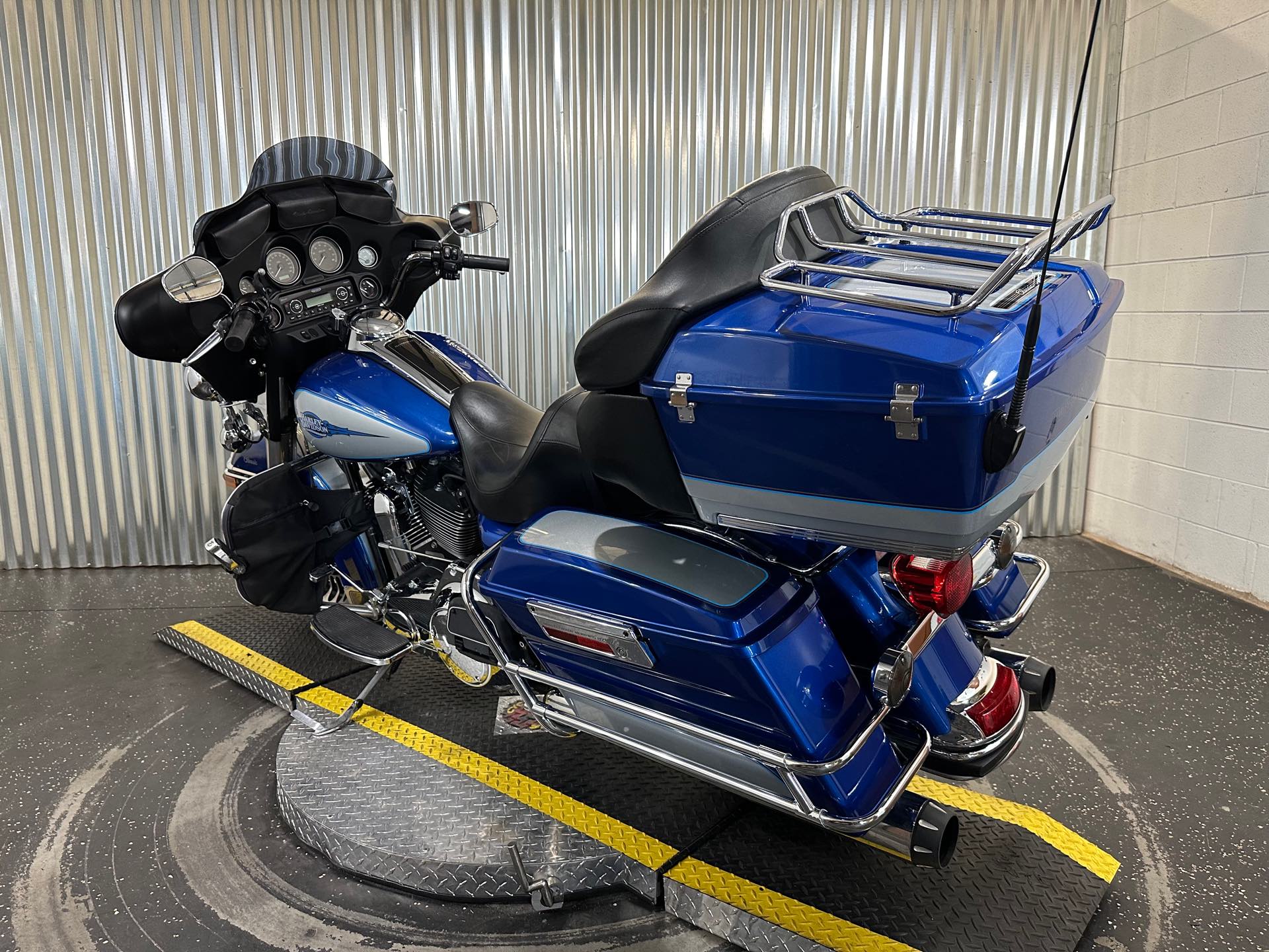 2010 Harley-Davidson Electra Glide Classic at Teddy Morse's Grand Junction Harley-Davidson