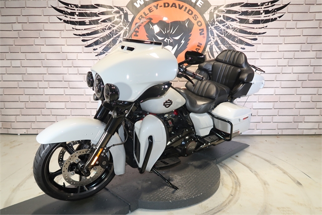 2020 Harley-Davidson CVO Limited at Wolverine Harley-Davidson
