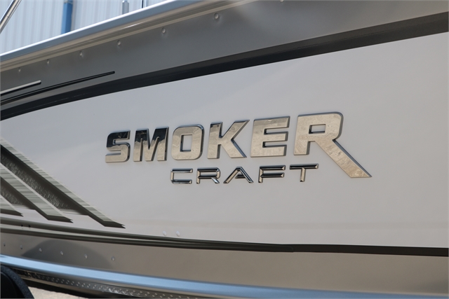 2025 Smoker Craft 172 Ultima Legacy at Jerry Whittle Boats