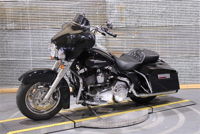 Harley-Davidson Street Glide Image