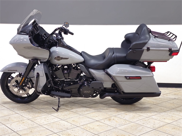 2024 Harley-Davidson Road Glide Limited at Destination Harley-Davidson®, Tacoma, WA 98424