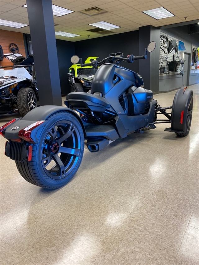 2020 can am 900