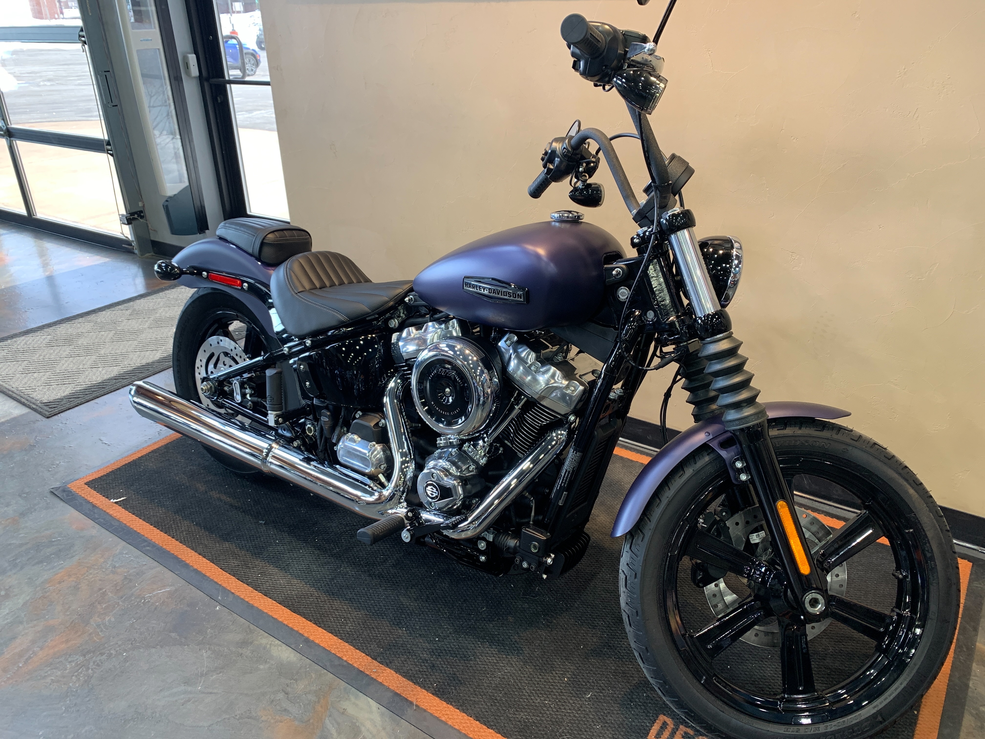 2025 Harley-Davidson Softail Street Bob at Vandervest Harley-Davidson, Green Bay, WI 54303