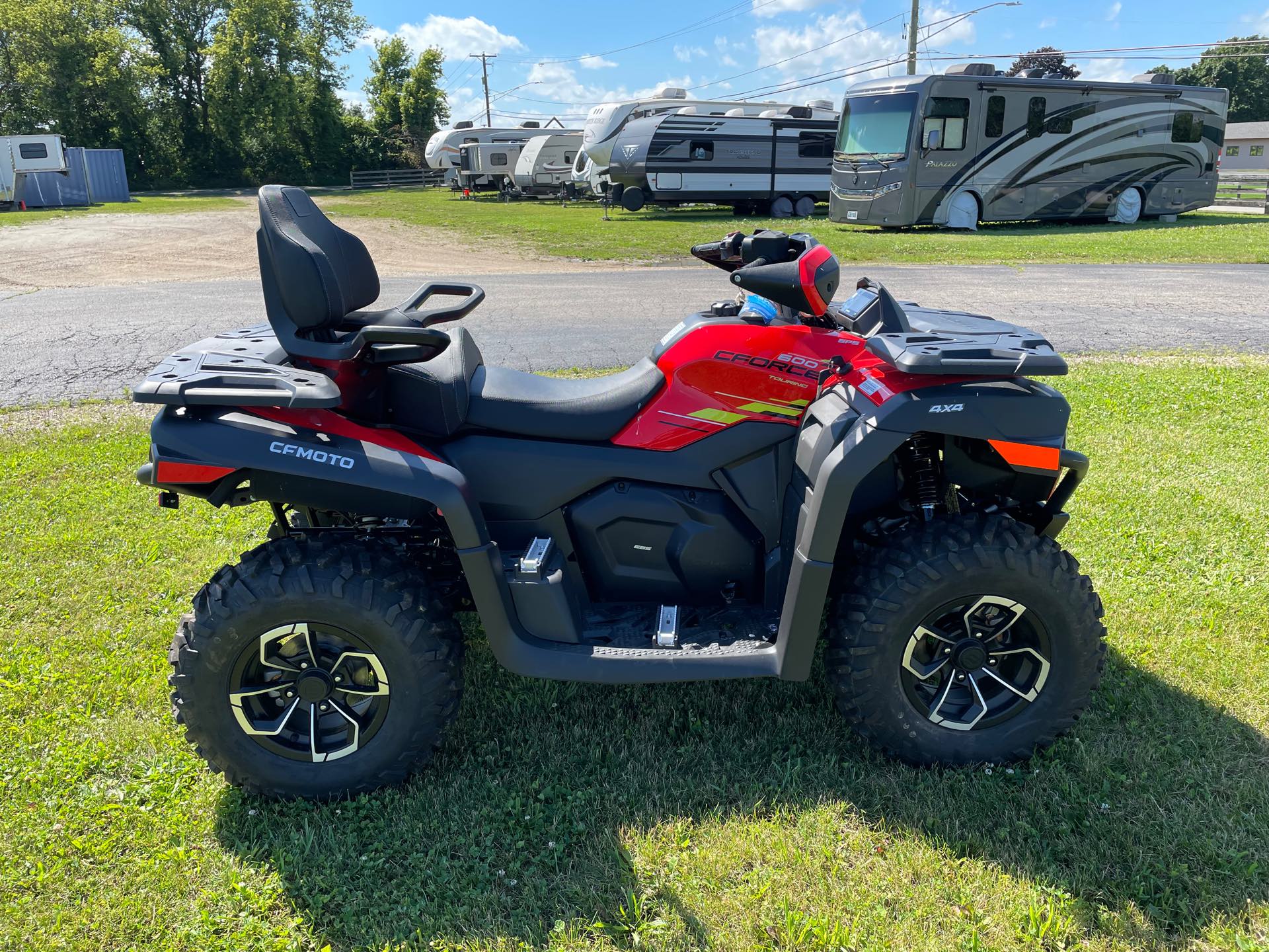 2024 CFMOTO CFORCE 600 Touring at Randy's Cycle