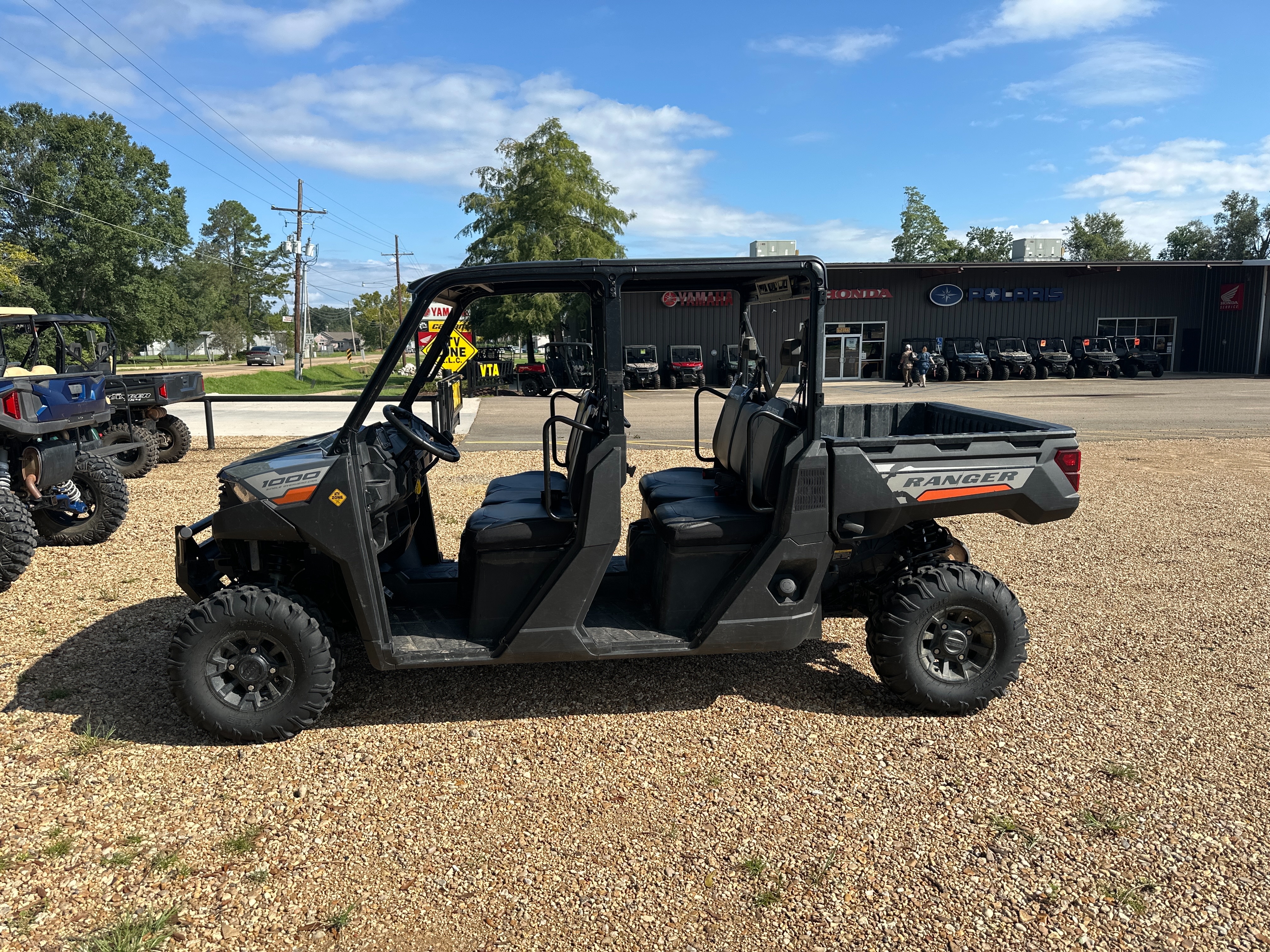 2022 POLARIS 1000 CREW Premium at ATV Zone, LLC