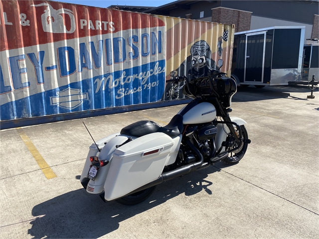 2018 Harley-Davidson Street Glide Special at Gruene Harley-Davidson