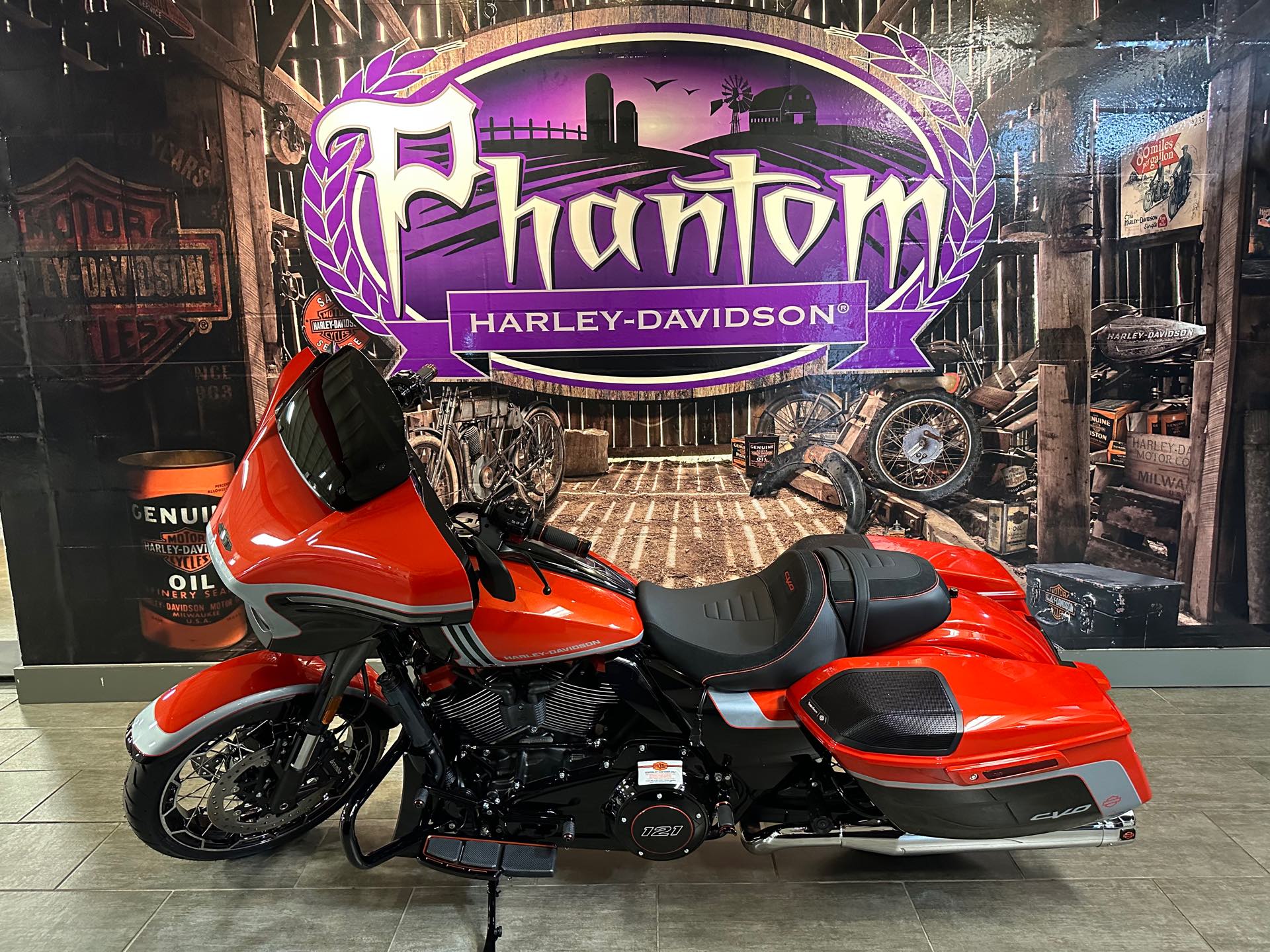 2024 Harley-Davidson Street Glide CVO Street Glide at Phantom Harley-Davidson