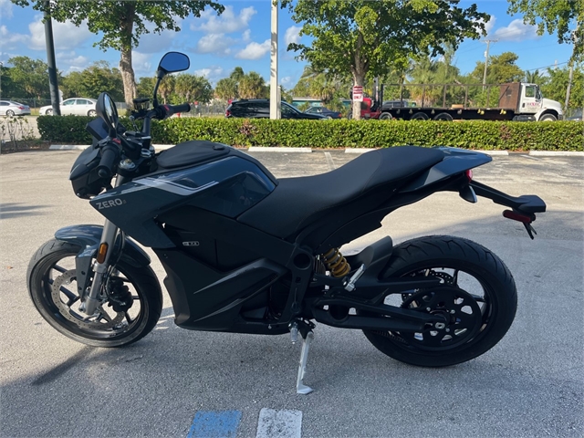 2024 Zero S ZF72 at Fort Lauderdale