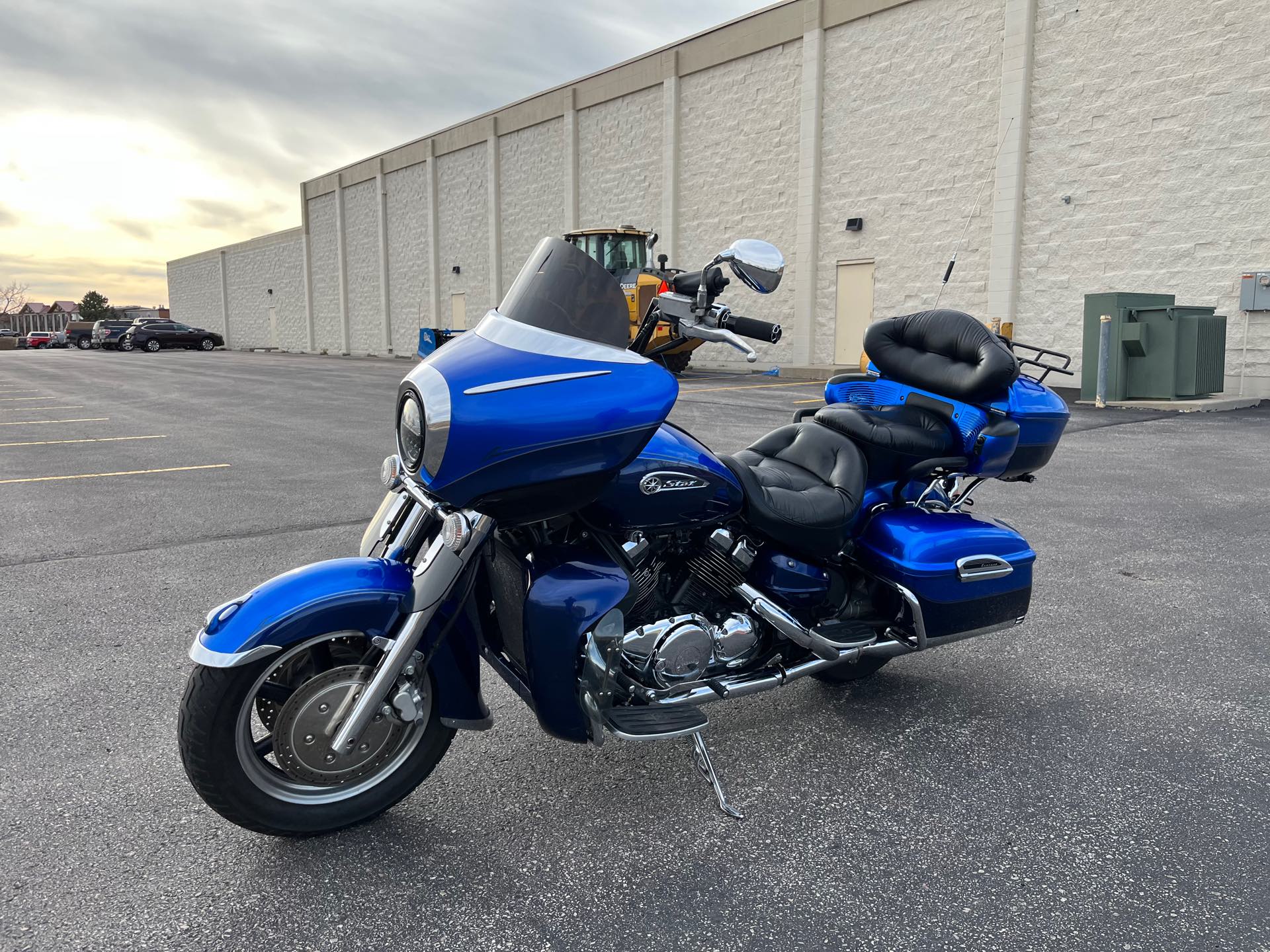 2011 Yamaha Royal Star Venture S at Mount Rushmore Motorsports