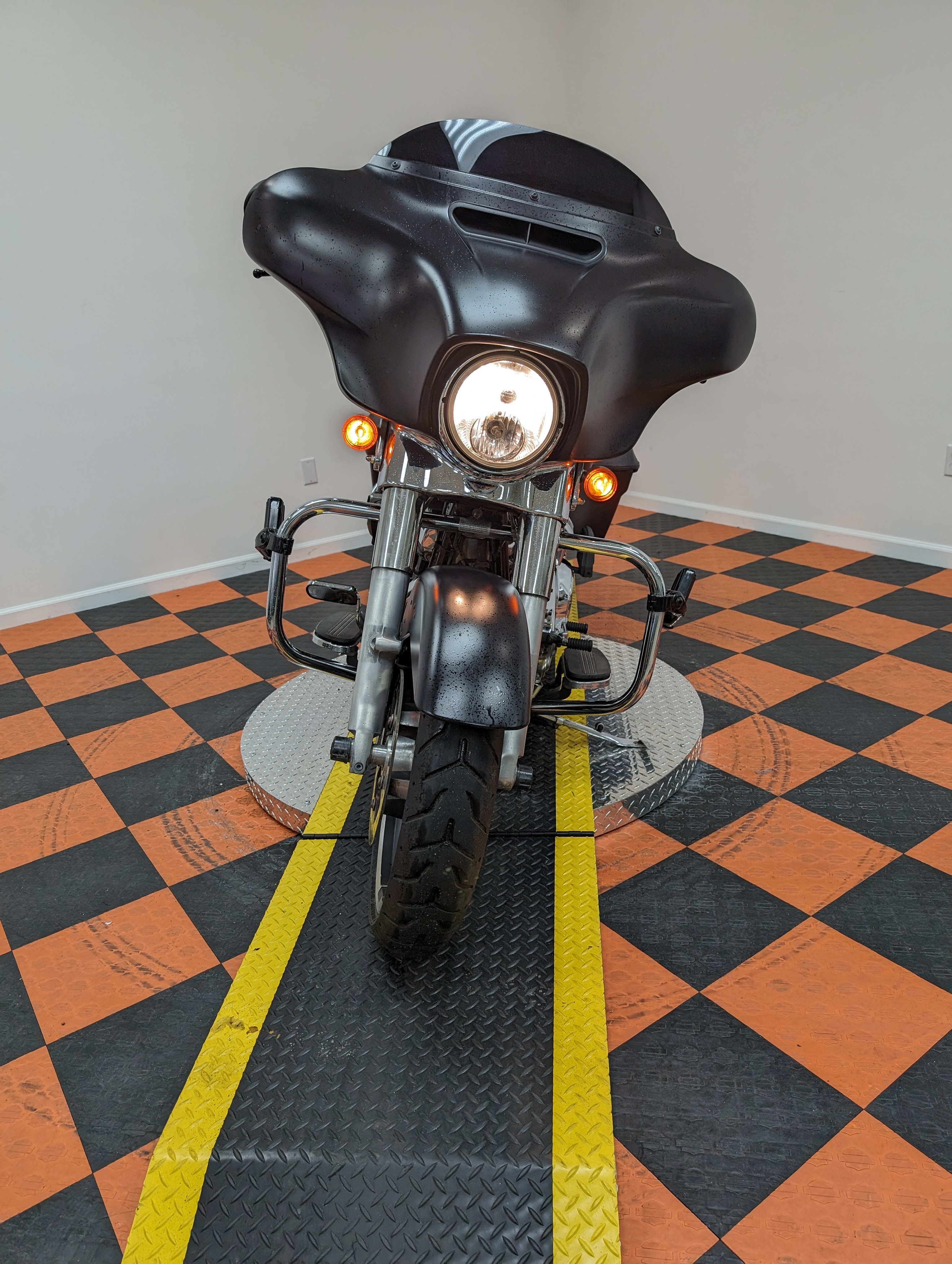 2017 Harley-Davidson Street Glide Base at Harley-Davidson of Indianapolis