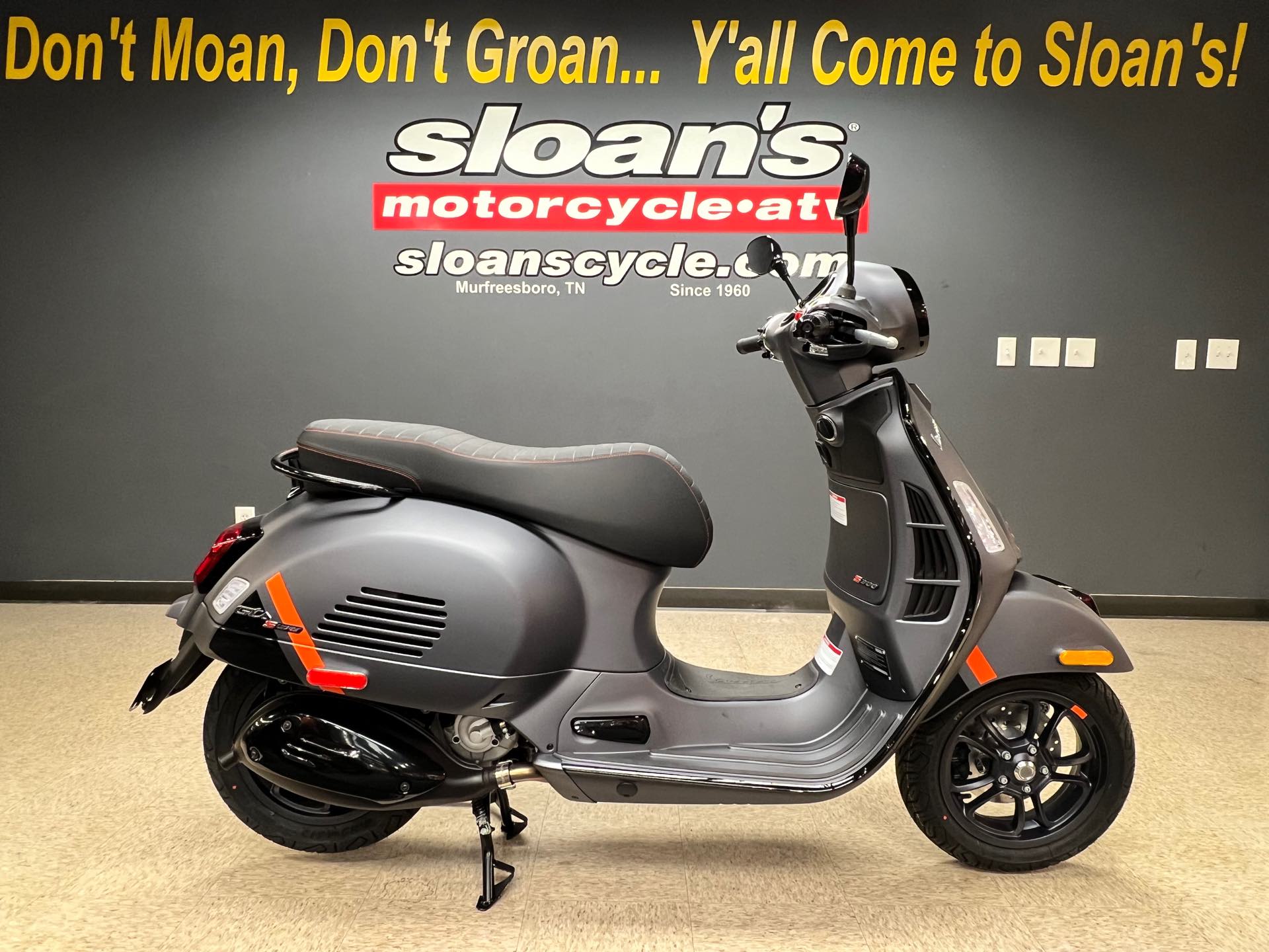 2023 Vespa GTS SUPER 300 SPORT GRIGIO TRAVOLGENTE (GTS 300 SP at Sloans Motorcycle ATV, Murfreesboro, TN, 37129