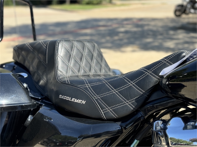 2021 Harley-Davidson Road Glide at Lucky Penny Cycles