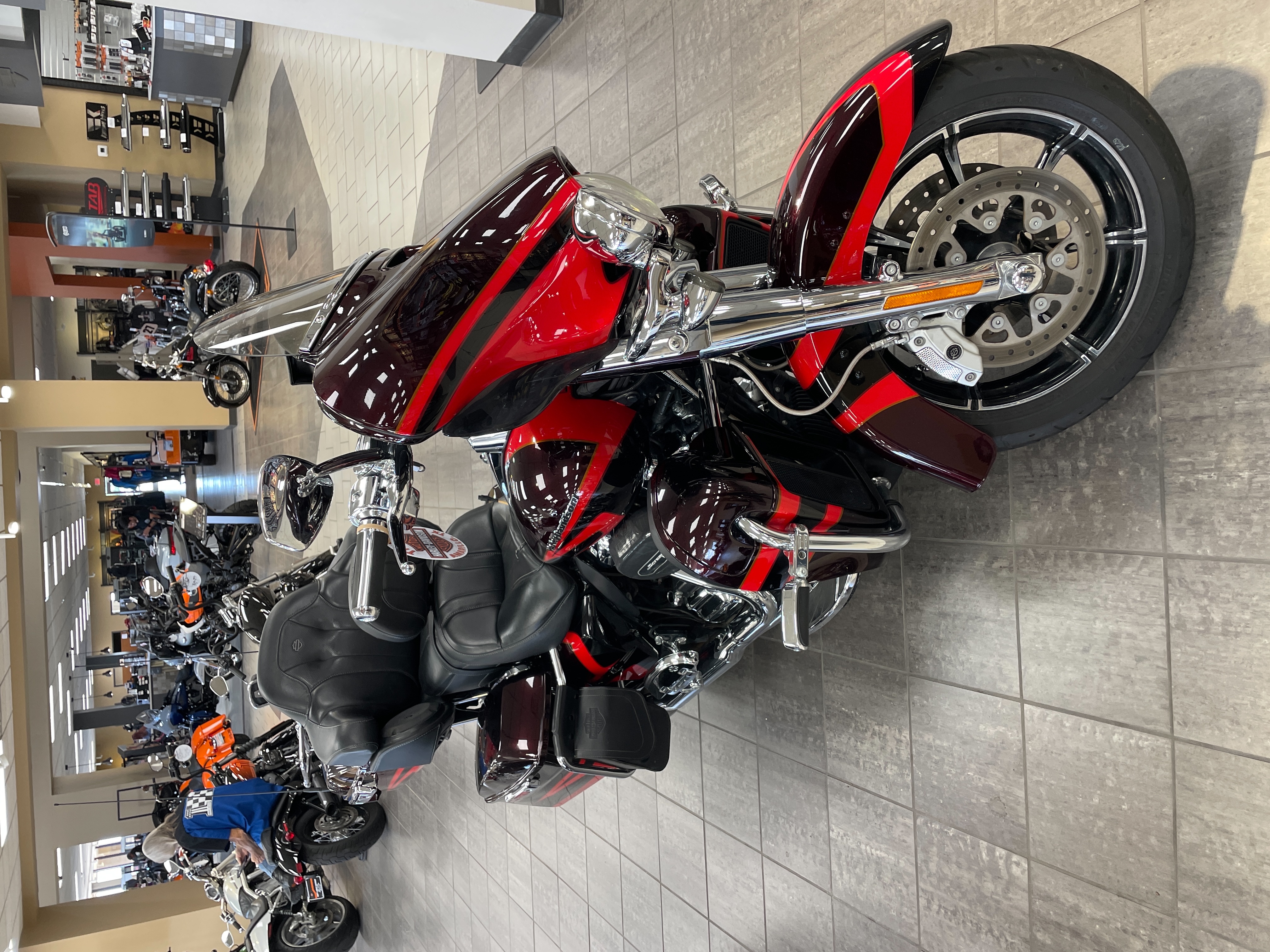 2017 Harley-Davidson Electra Glide CVO Limited at Tripp's Harley-Davidson