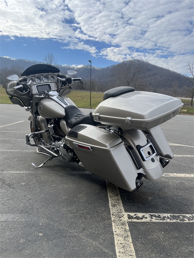 2018 Harley-Davidson Street Glide Base at Harley-Davidson of Asheville