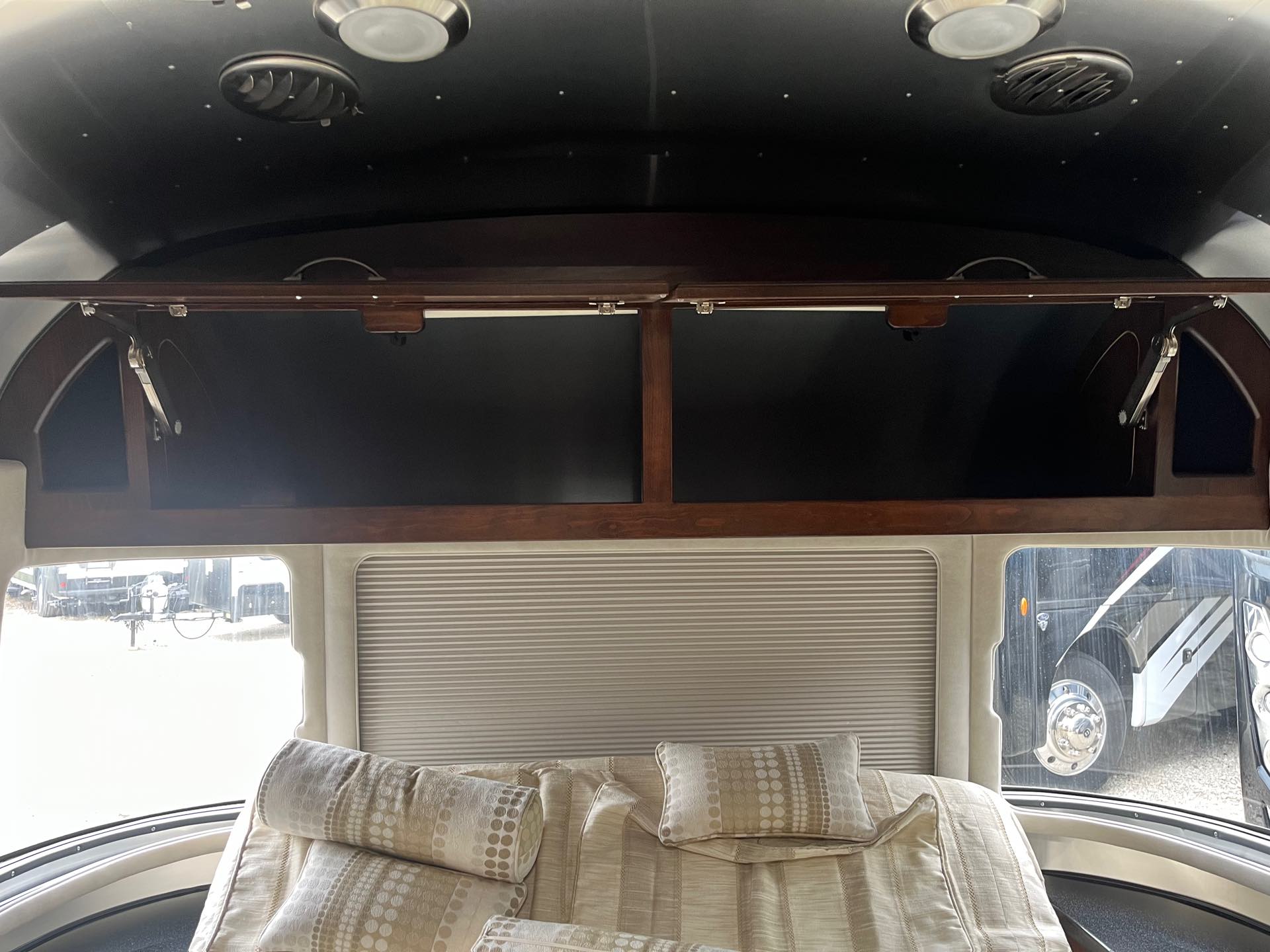 2018 Airstream Classic 30RB Twin at Prosser's Premium RV Outlet
