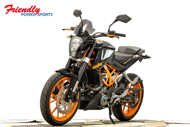 2016 KTM Duke 390 at Friendly Powersports Baton Rouge