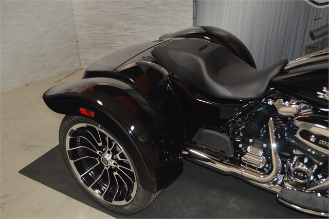 2024 Harley-Davidson Trike Road Glide 3 at Suburban Motors Harley-Davidson