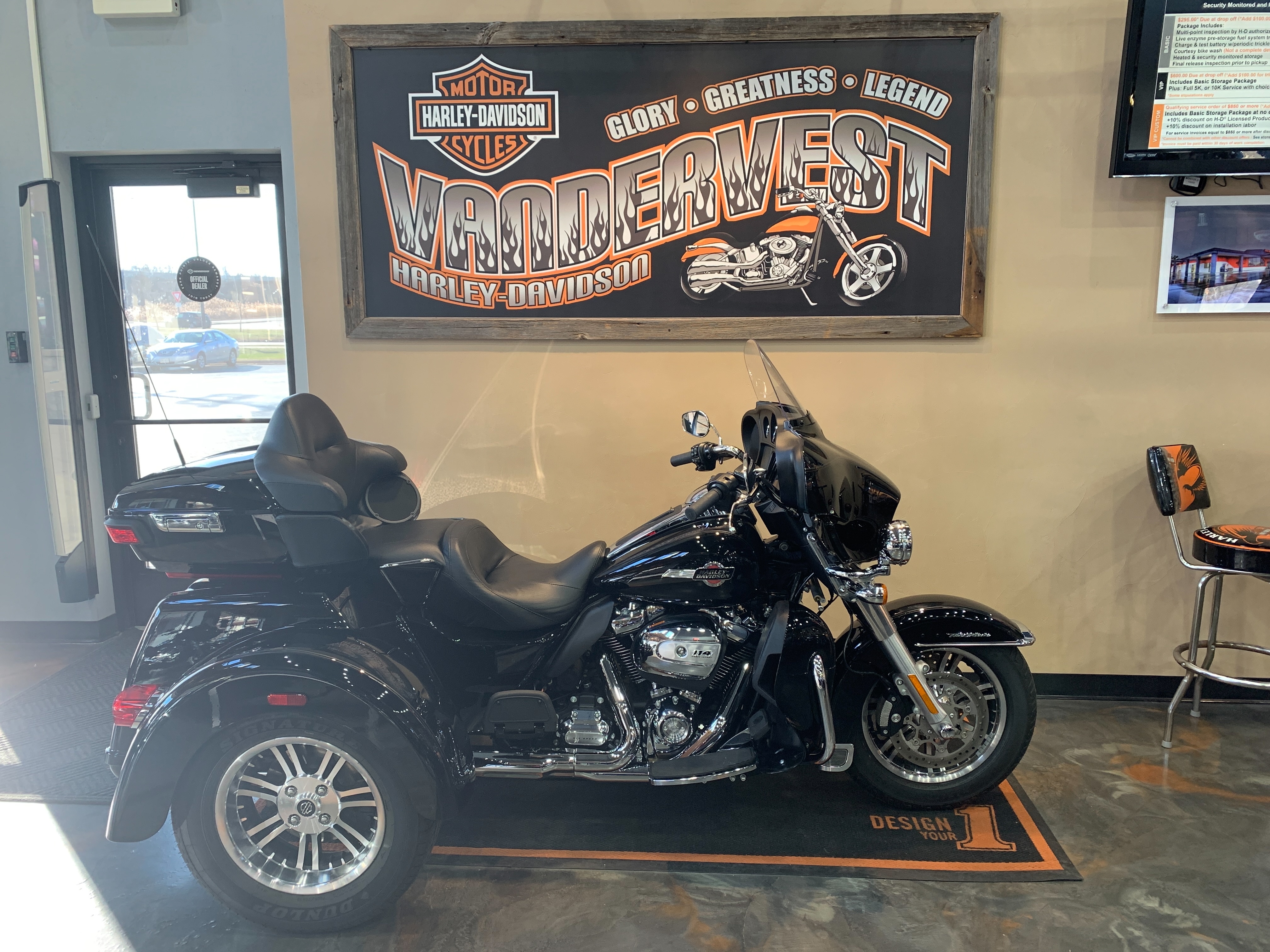 2024 Harley-Davidson Trike Tri Glide Ultra at Vandervest Harley-Davidson, Green Bay, WI 54303