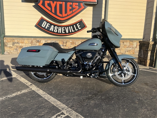 2024 Harley-Davidson Street Glide Base at Harley-Davidson of Asheville