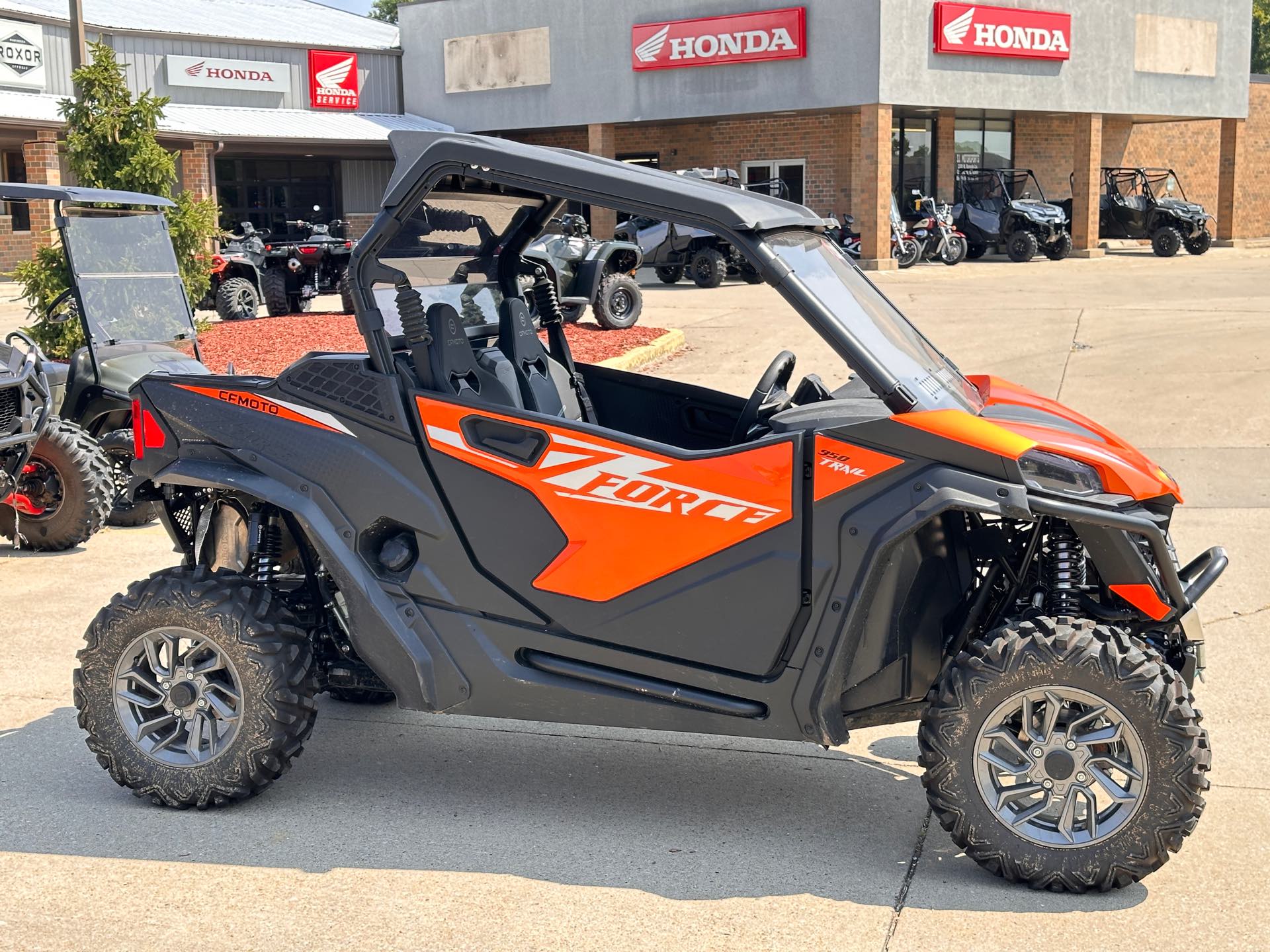 2023 CFMOTO ZFORCE 950 Trail at Southern Illinois Motorsports