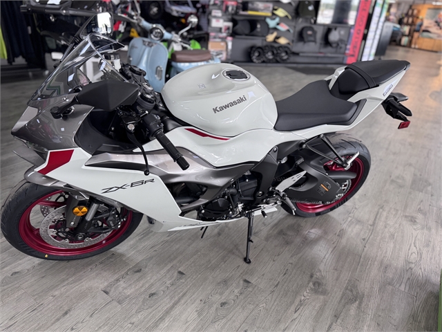 2025 Kawasaki Ninja ZX-6R ABS at Jacksonville Powersports, Jacksonville, FL 32225