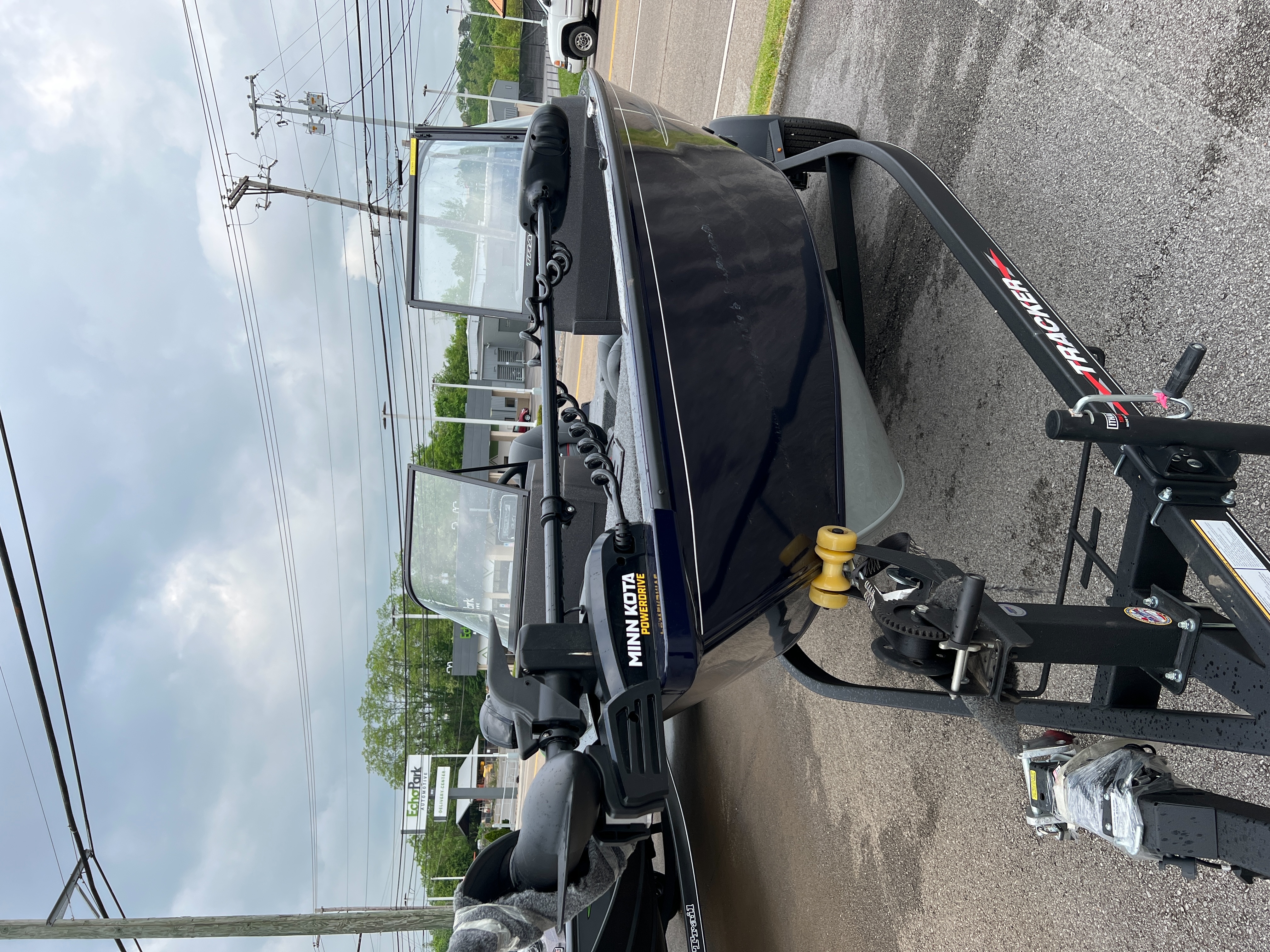 2022 TRACKER BOATS Pro Guide V-175 Combo at Knoxville Powersports