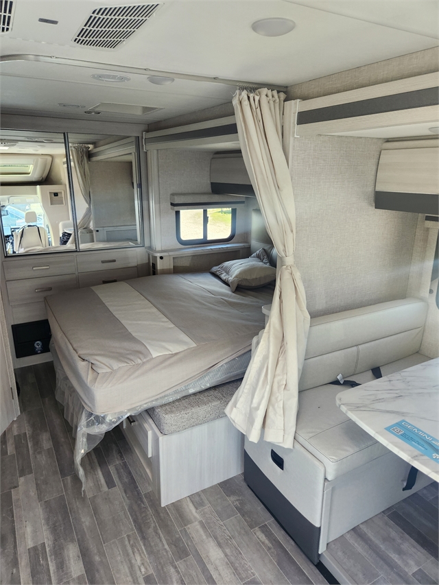 2025 Thor Motor Coach Gemini AWD 23TW at Prosser's Premium RV Outlet