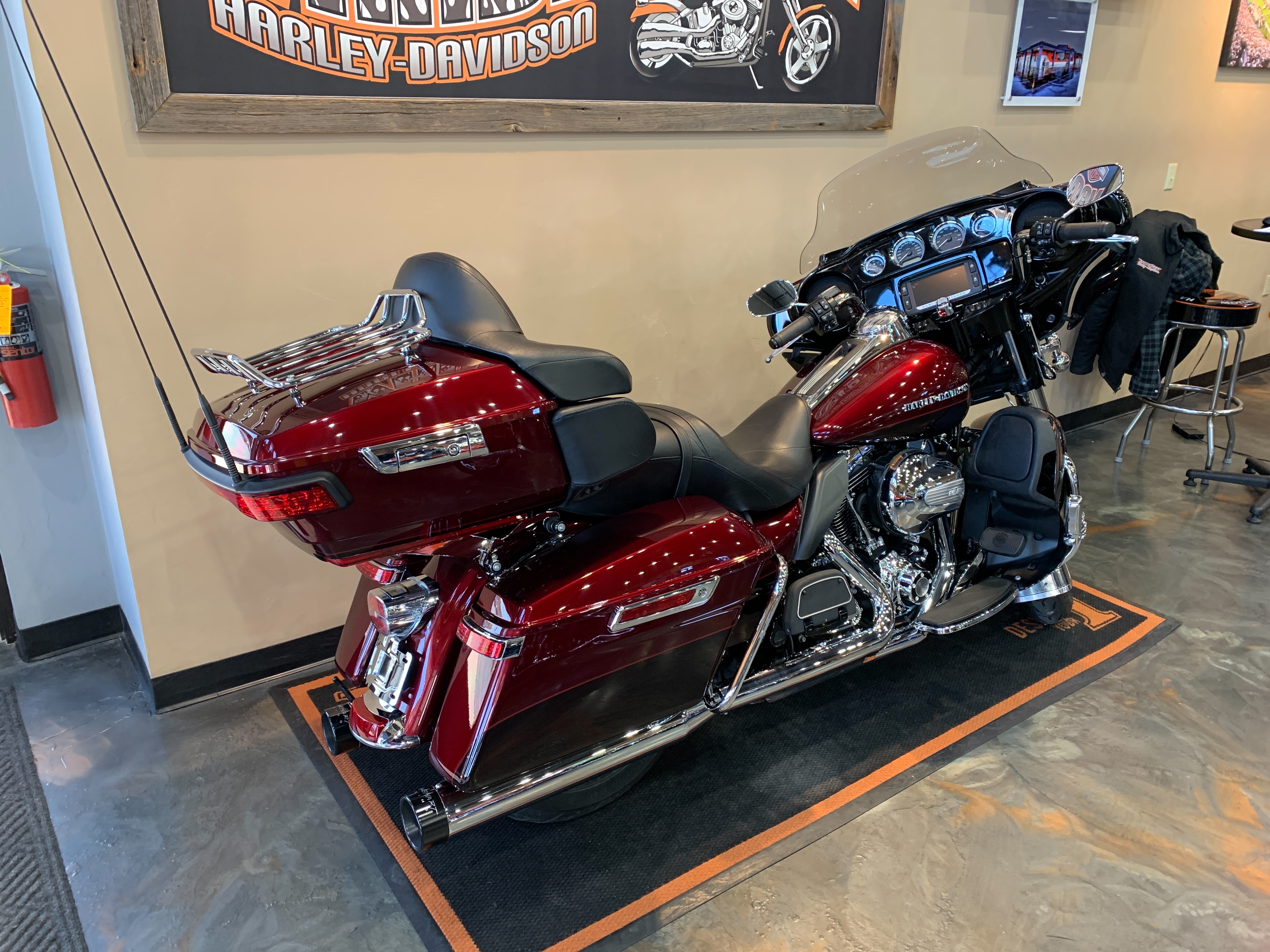 2014 Harley-Davidson Electra Glide Ultra Limited at Vandervest Harley-Davidson, Green Bay, WI 54303