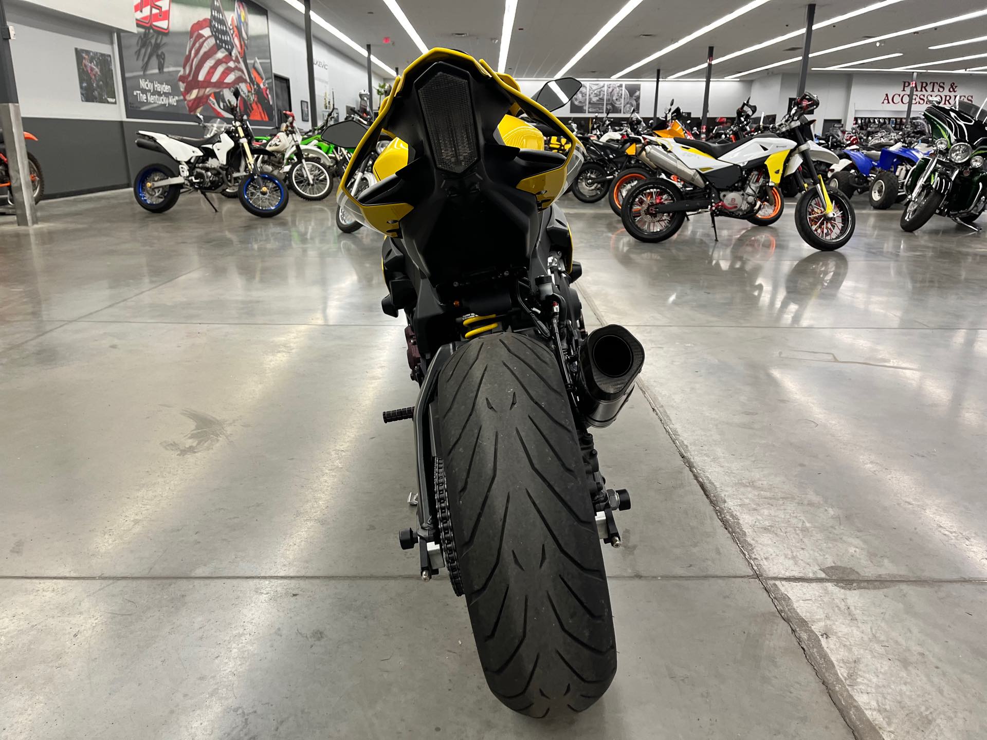 2016 Yamaha YZF R1 at Aces Motorcycles - Denver