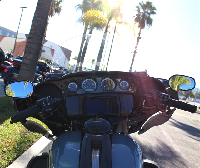 2024 Harley-Davidson Electra Glide Ultra Limited at Quaid Harley-Davidson, Loma Linda, CA 92354