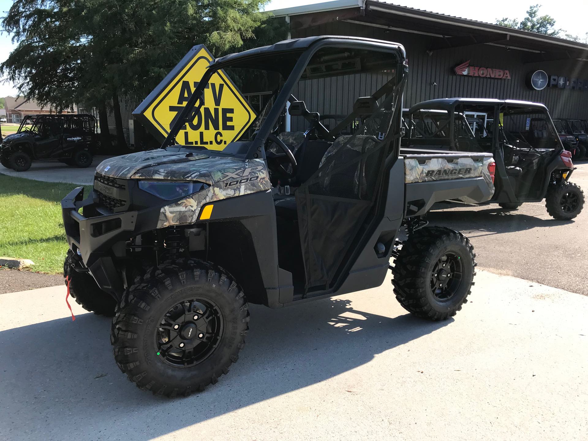 2025 POLARIS 1000 XP Premium at ATV Zone, LLC