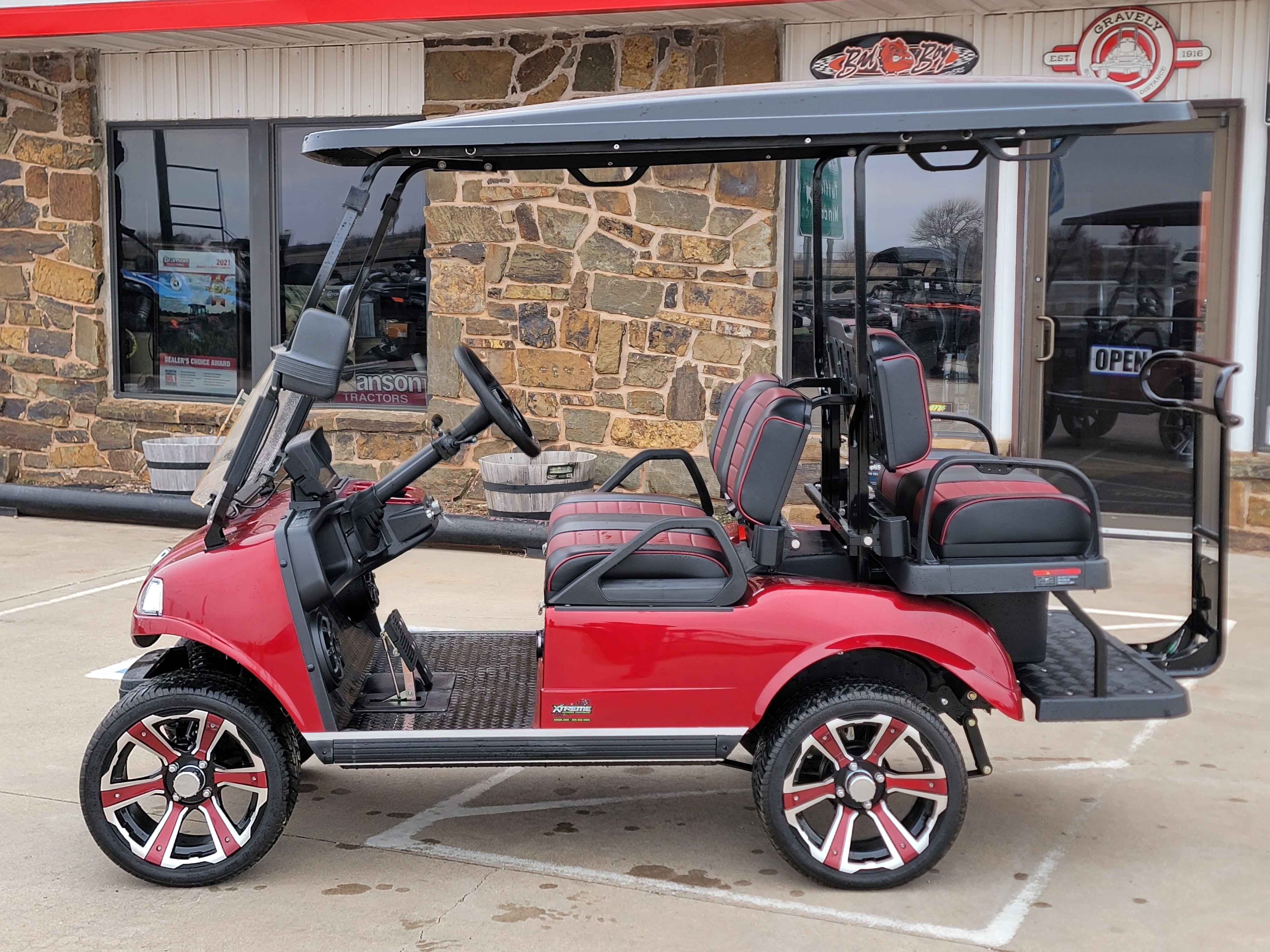 2023 Evolution Electric Vehicles Classic 4 Plus Classic 4 Plus at Xtreme Outdoor Equipment