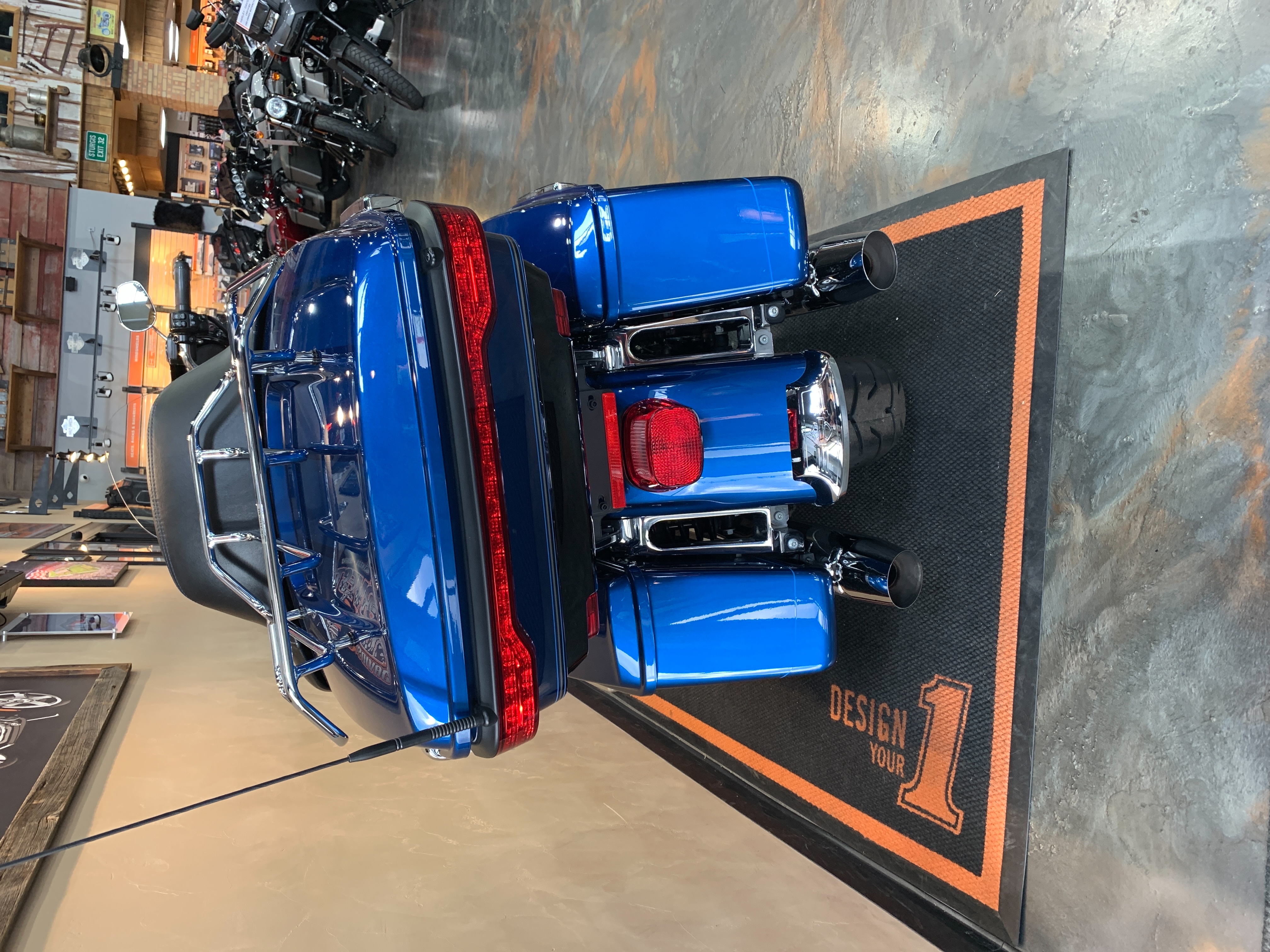 2018 Harley-Davidson Electra Glide Ultra Limited at Vandervest Harley-Davidson, Green Bay, WI 54303