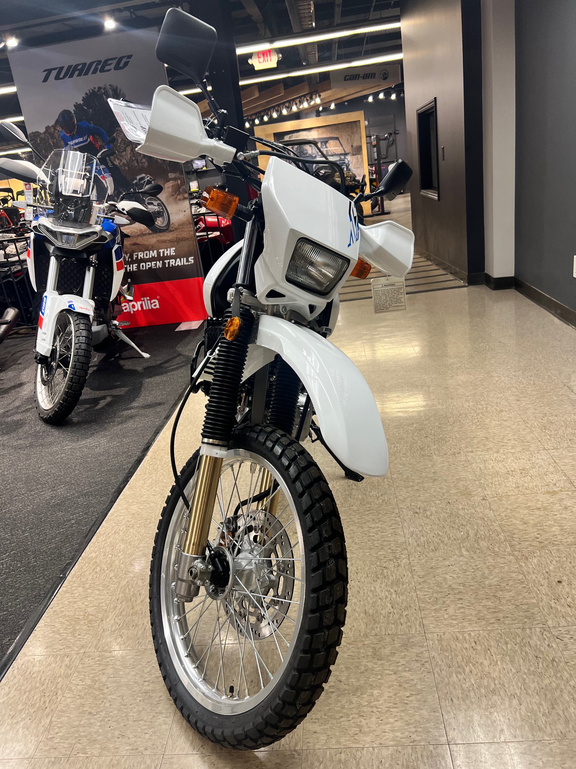 2024 Suzuki DR 650S at Sloans Motorcycle ATV, Murfreesboro, TN, 37129