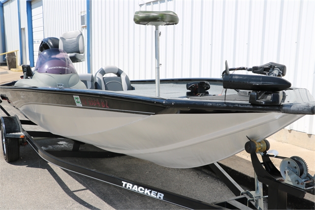 2013 Bass Tracker Pro Team 190 Tx at Jerry Whittle Boats