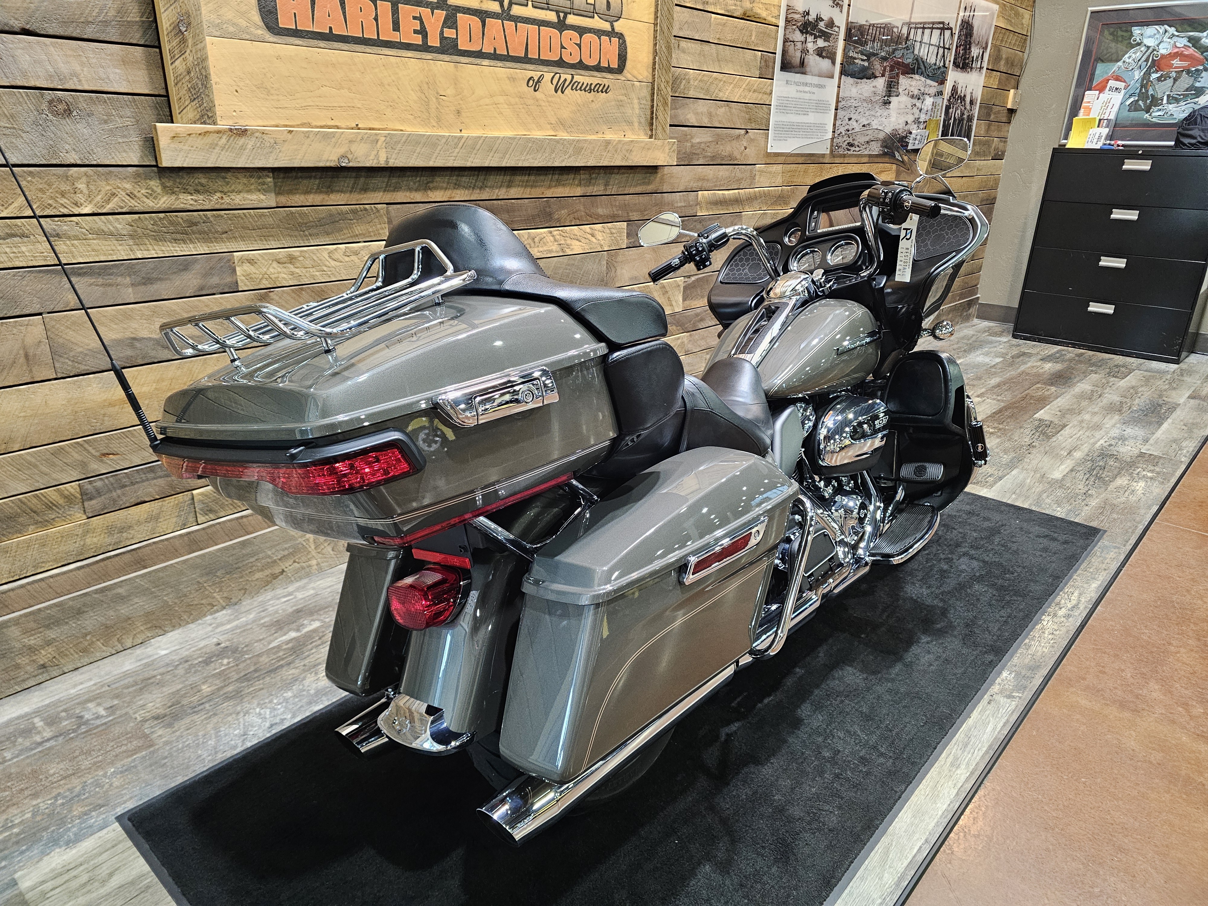 2018 Harley-Davidson Road Glide Ultra at Bull Falls Harley-Davidson