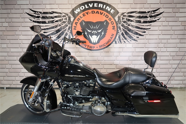 2017 Harley-Davidson Road Glide Special at Wolverine Harley-Davidson