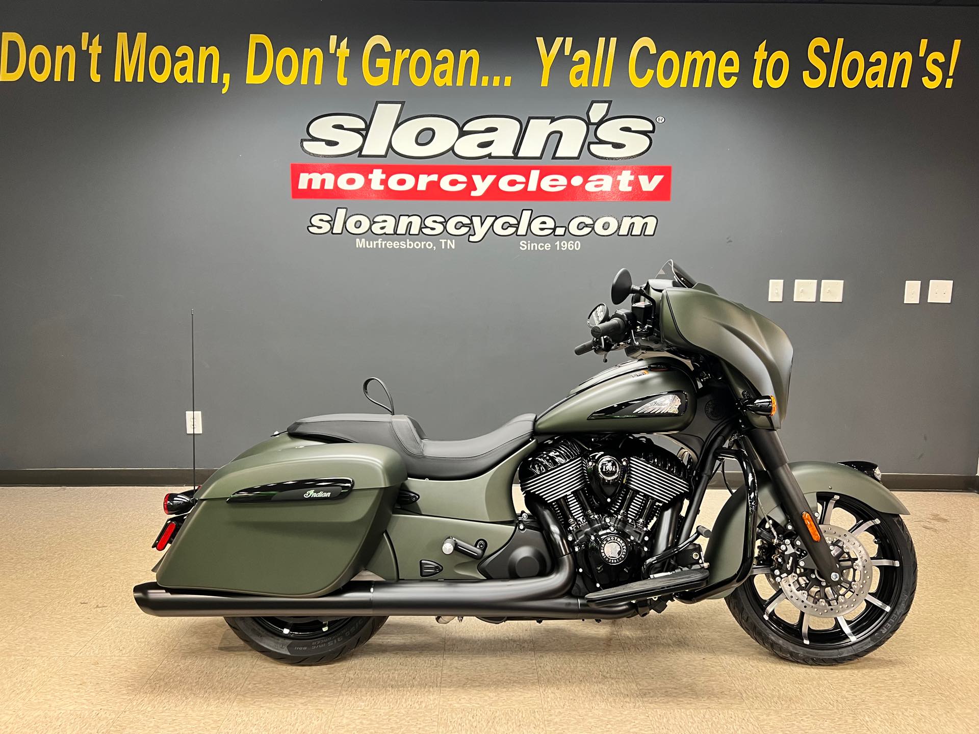 2023 Indian Motorcycle Chieftain Dark Horse at Sloans Motorcycle ATV, Murfreesboro, TN, 37129