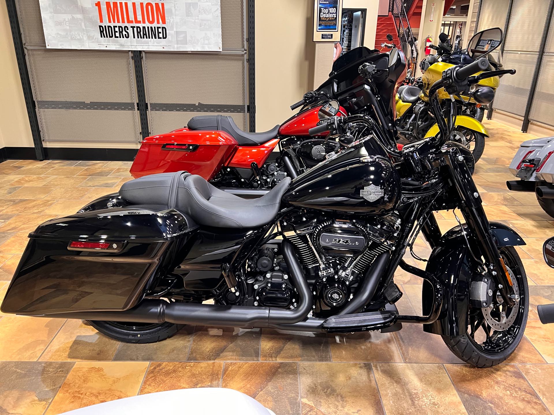 2024 Harley-Davidson Road King Special at Man O'War Harley-Davidson®