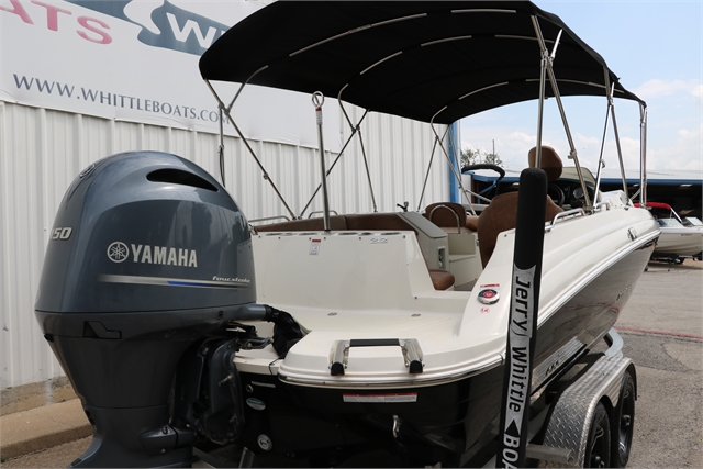 2020 Stingray 212 SC at Jerry Whittle Boats