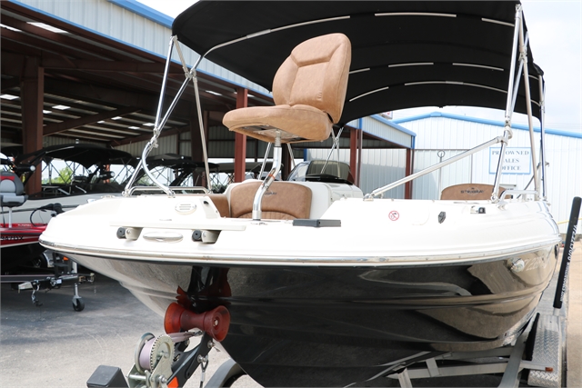 2020 Stingray 212 SC at Jerry Whittle Boats