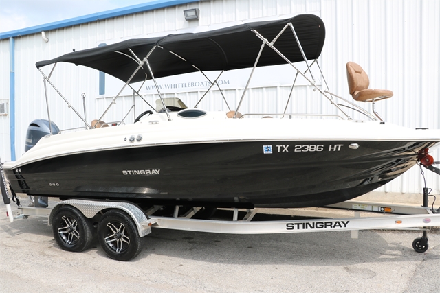 2020 Stingray 212 SC at Jerry Whittle Boats