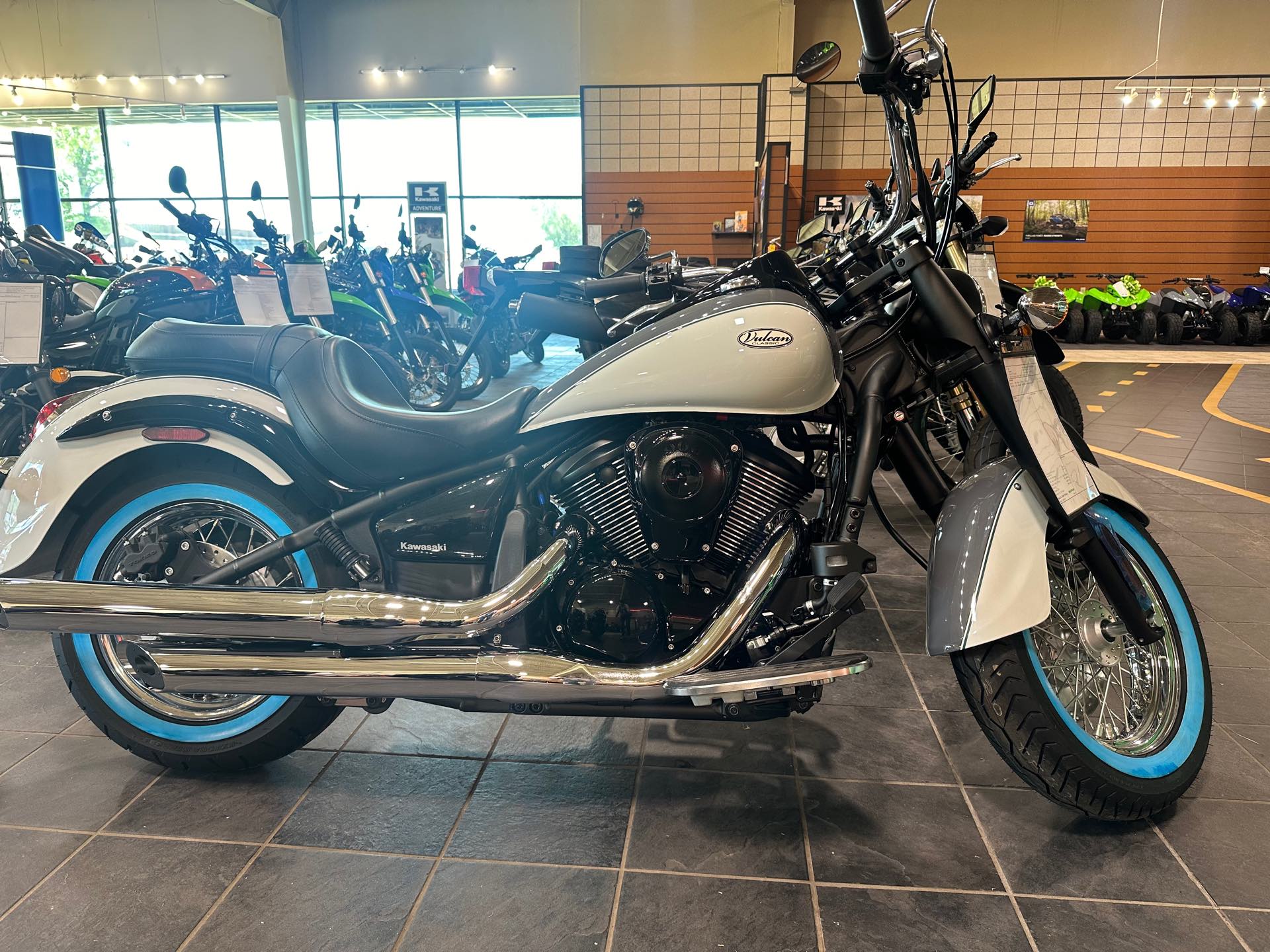 2024 Kawasaki Vulcan 900 Classic at Wood Powersports Fayetteville