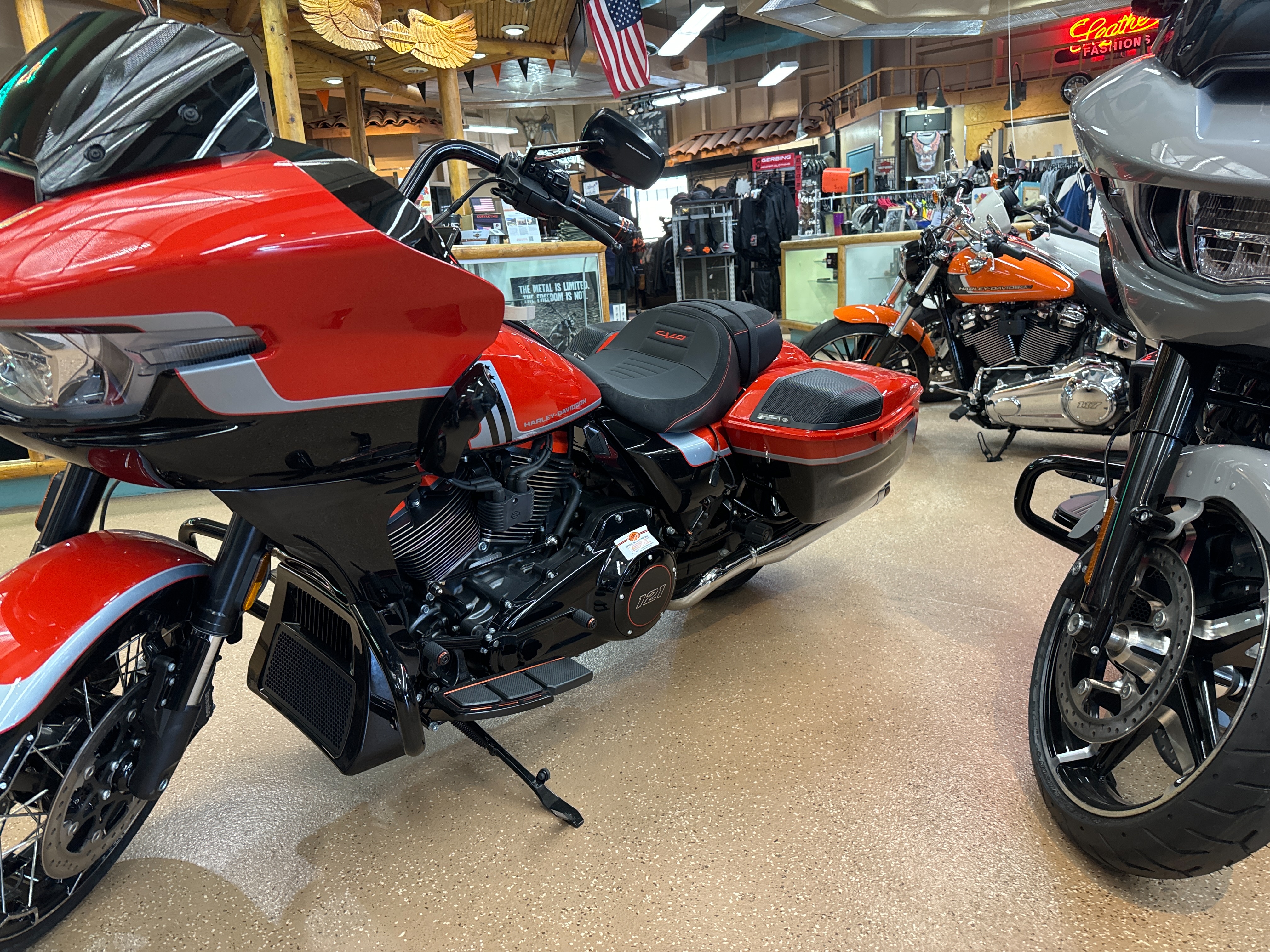 2024 Harley-Davidson Road Glide CVO Road Glide at Palm Springs Harley-Davidson®