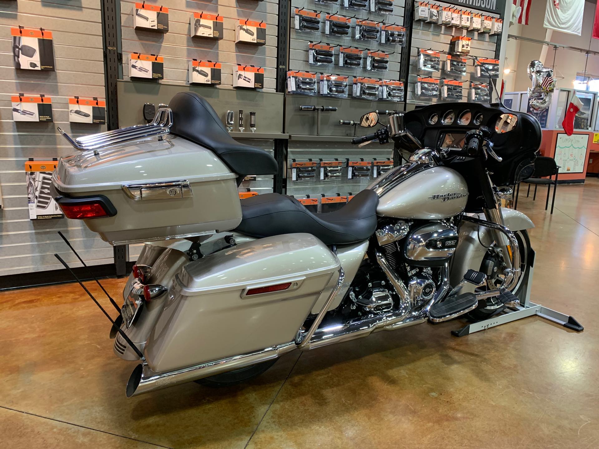 2018 Harley-Davidson Street Glide Base at Colonial Harley-Davidson