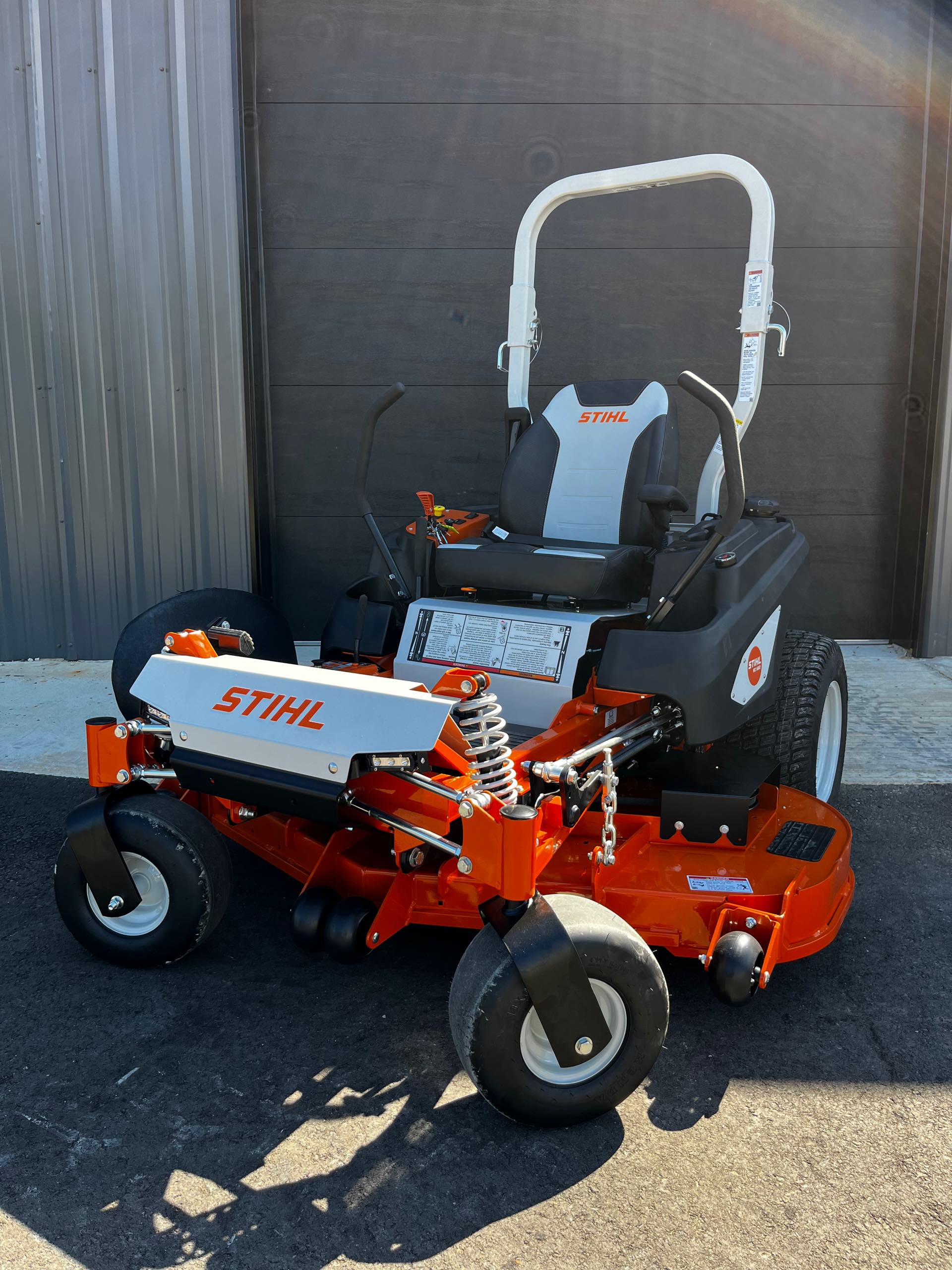 2025 STIHL Lawn Mowers RZ 500 Series at Patriot Golf Carts & Powersports