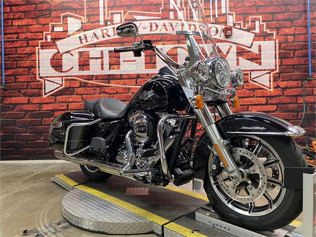 2016 Harley-Davidson 2016 Harley-Davidson Road King FLHR Base at Chi-Town Harley-Davidson