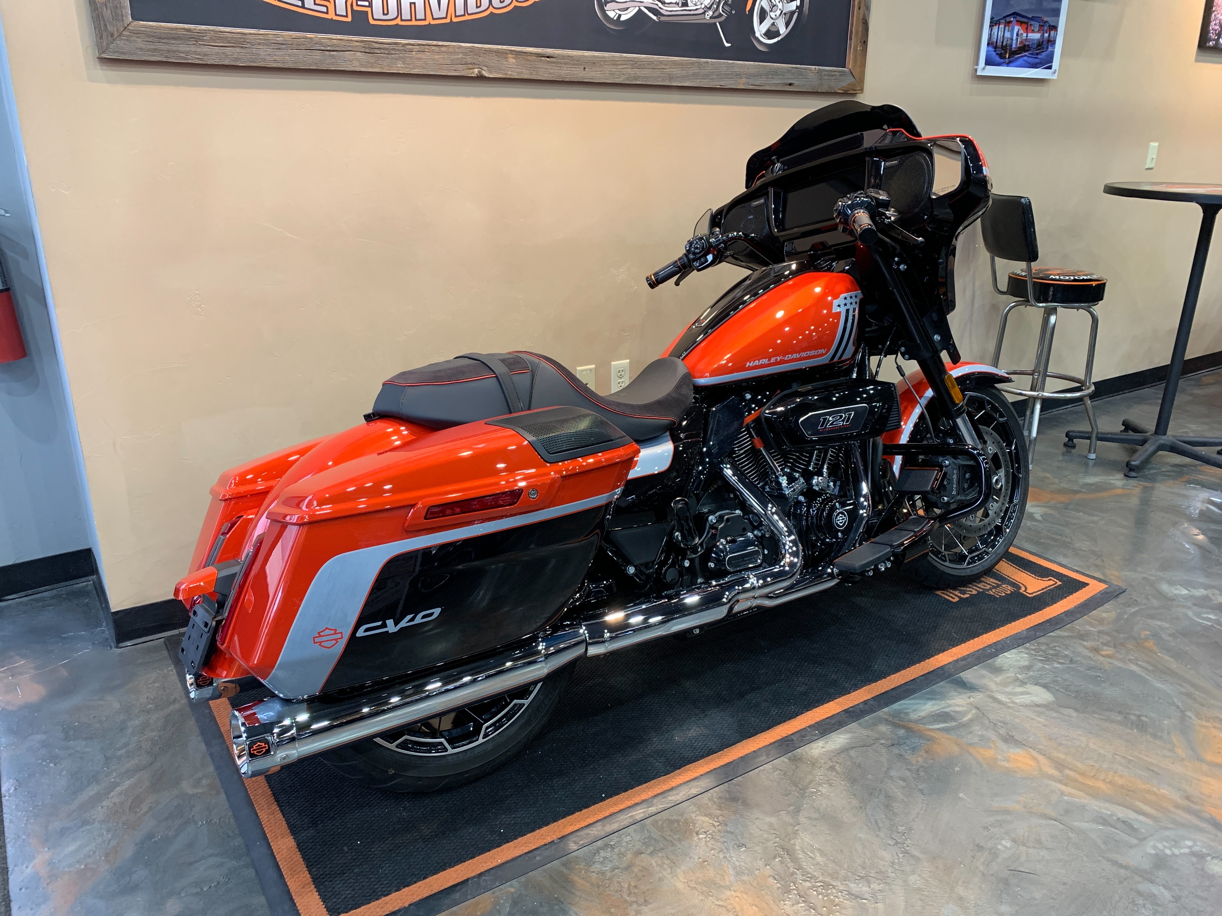 2024 Harley-Davidson Street Glide CVO Street Glide at Vandervest Harley-Davidson, Green Bay, WI 54303