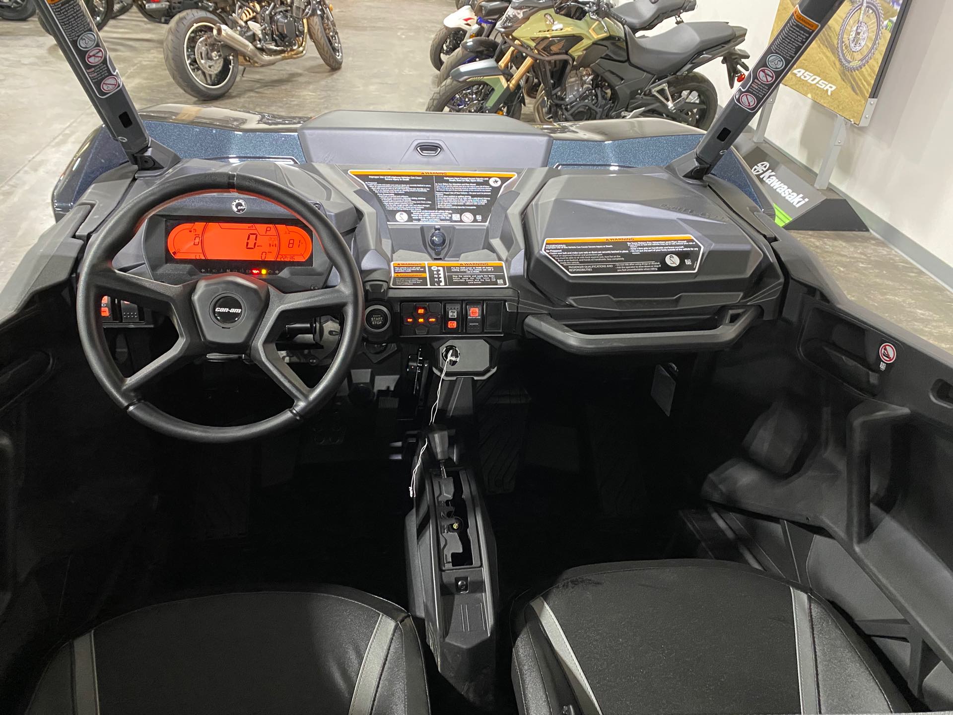 2024 Can-Am Commander XT 1000R at Wood Powersports Harrison