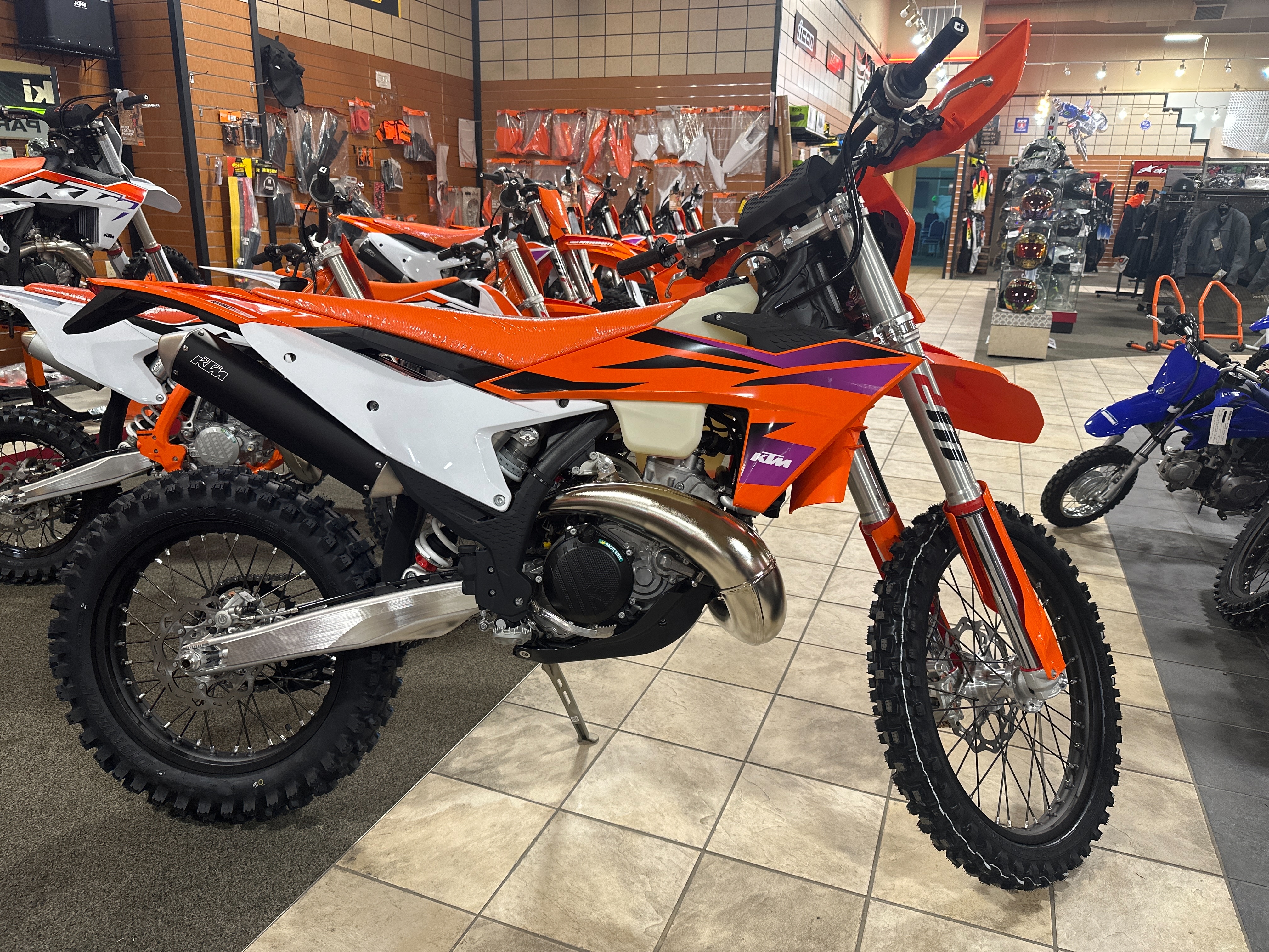 2024 KTM XC 250 W at Wood Powersports Fayetteville